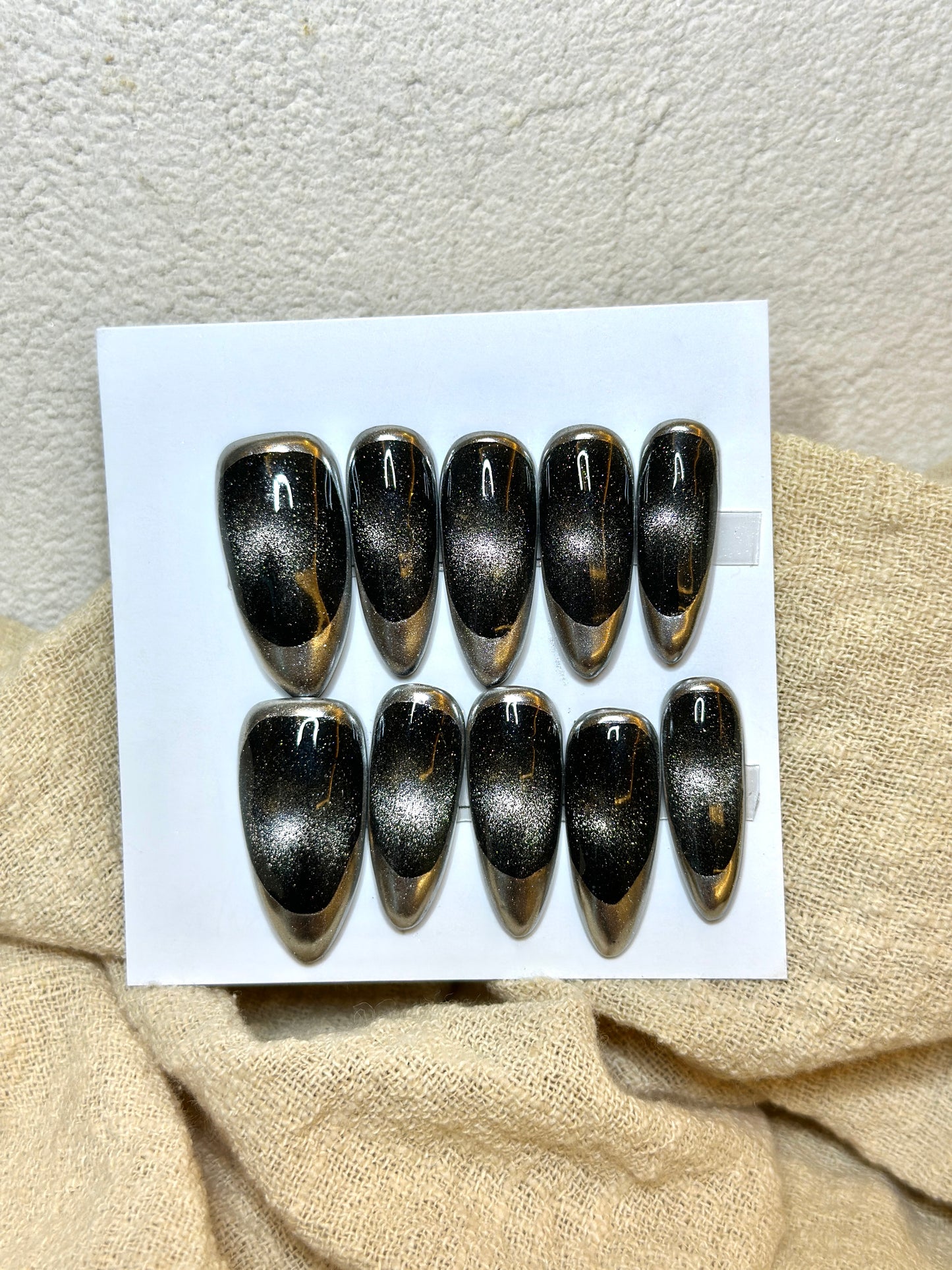 Wang Tii Doo/Cat's eye stone